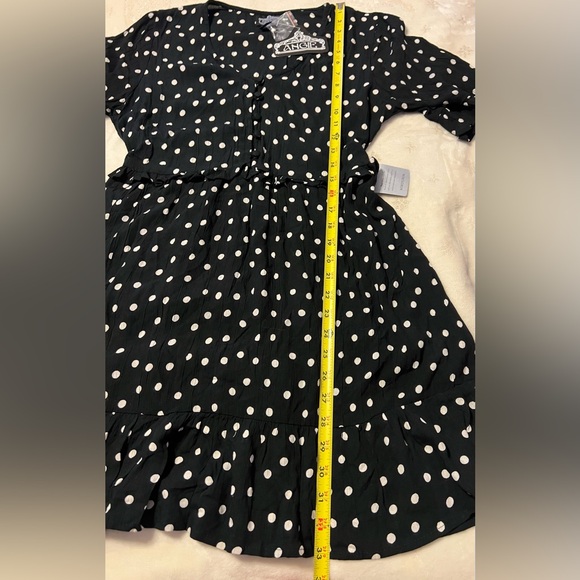🆕 Angie Black and White Polka Dot Dress, elastic waist Women’s Med NWT - Picture 8 of 8